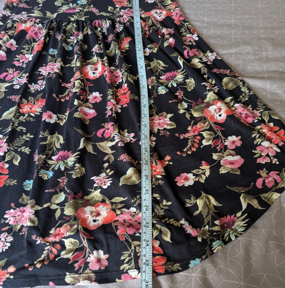 Floral Dress - Picture 4 of 6